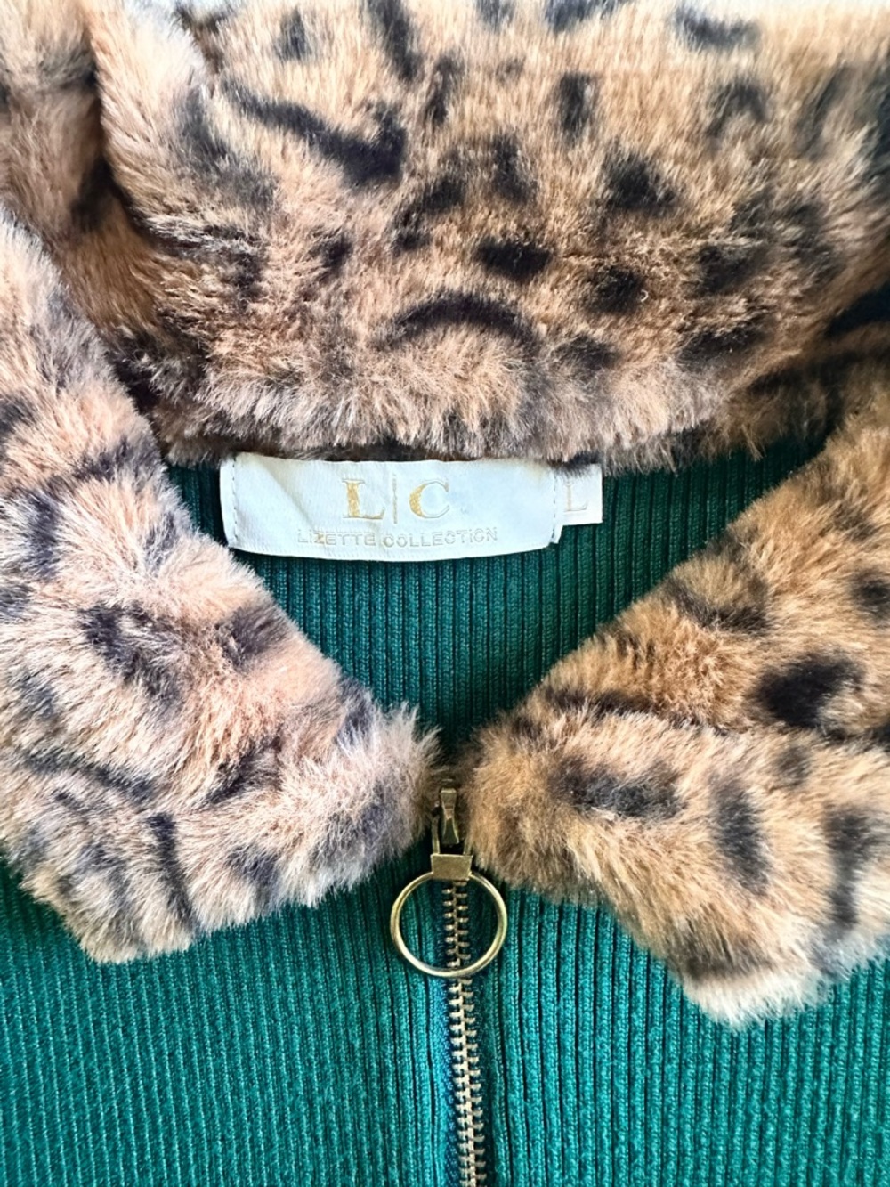 Women’s Green Zip-Front Jacket with Pink Leopard Faux-Fur Trim - Picture 4 of 4